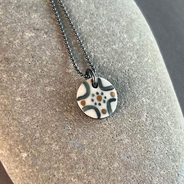 Mini Lustre Necklace