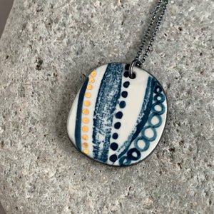 Seed Pod Lustre Necklace