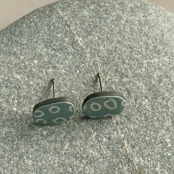 Small Pebble Studs