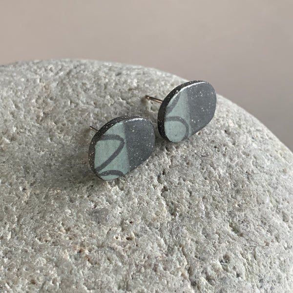 Small Pebble Studs