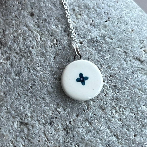 Round Flower Necklace