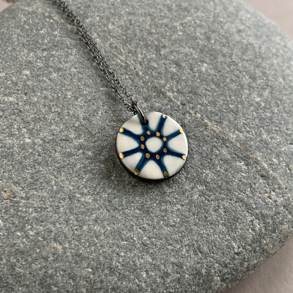Star Lustre Necklace