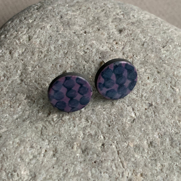 Large Print Studs #8
