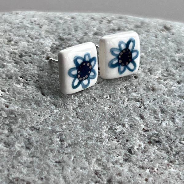 Flower Lustre Studs