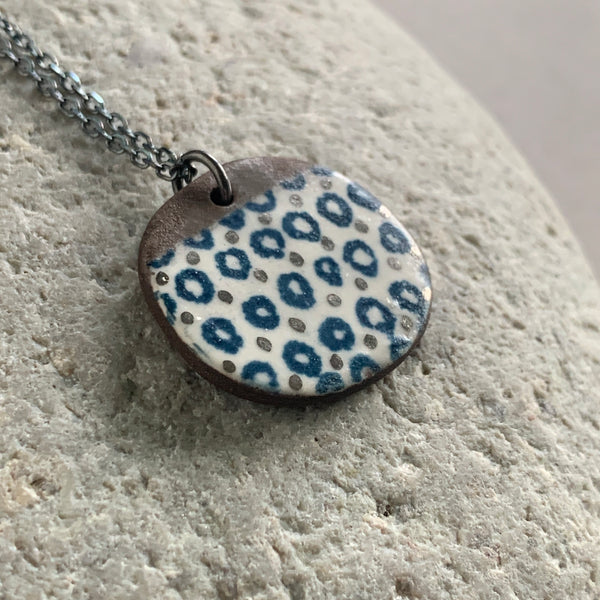 Loops Lustre Necklace