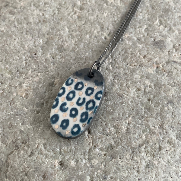 Oval Loops Lustre Necklace