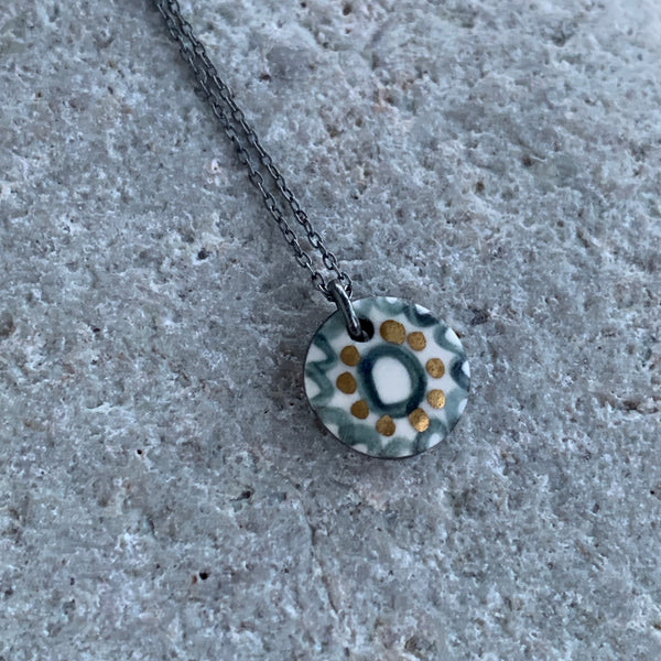Mini Lustre Necklace