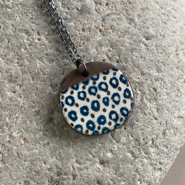 Loops Lustre Necklace