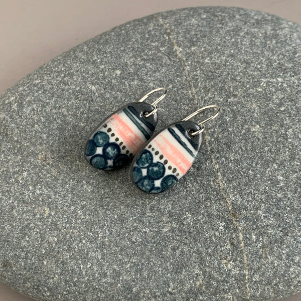Snow Fields Earrings with Pink