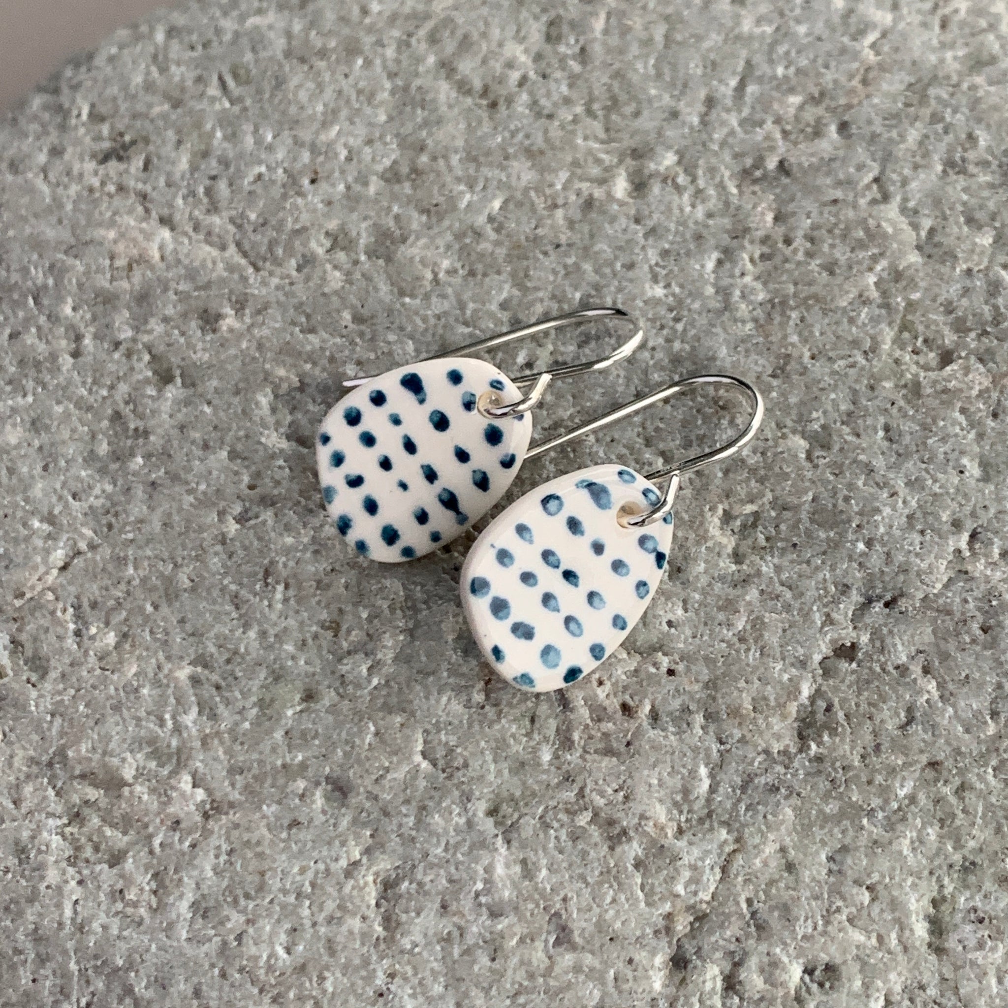Small Dots Coast Earrings