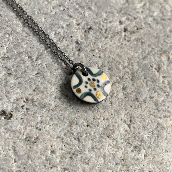 Mini Lustre Necklace