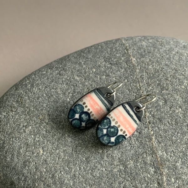 Snow Fields Earrings with Pink