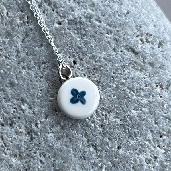 Round Flower Necklace