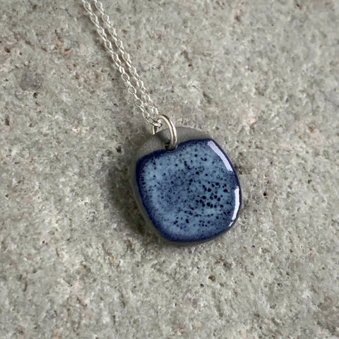 Bilberry Coast Pendant