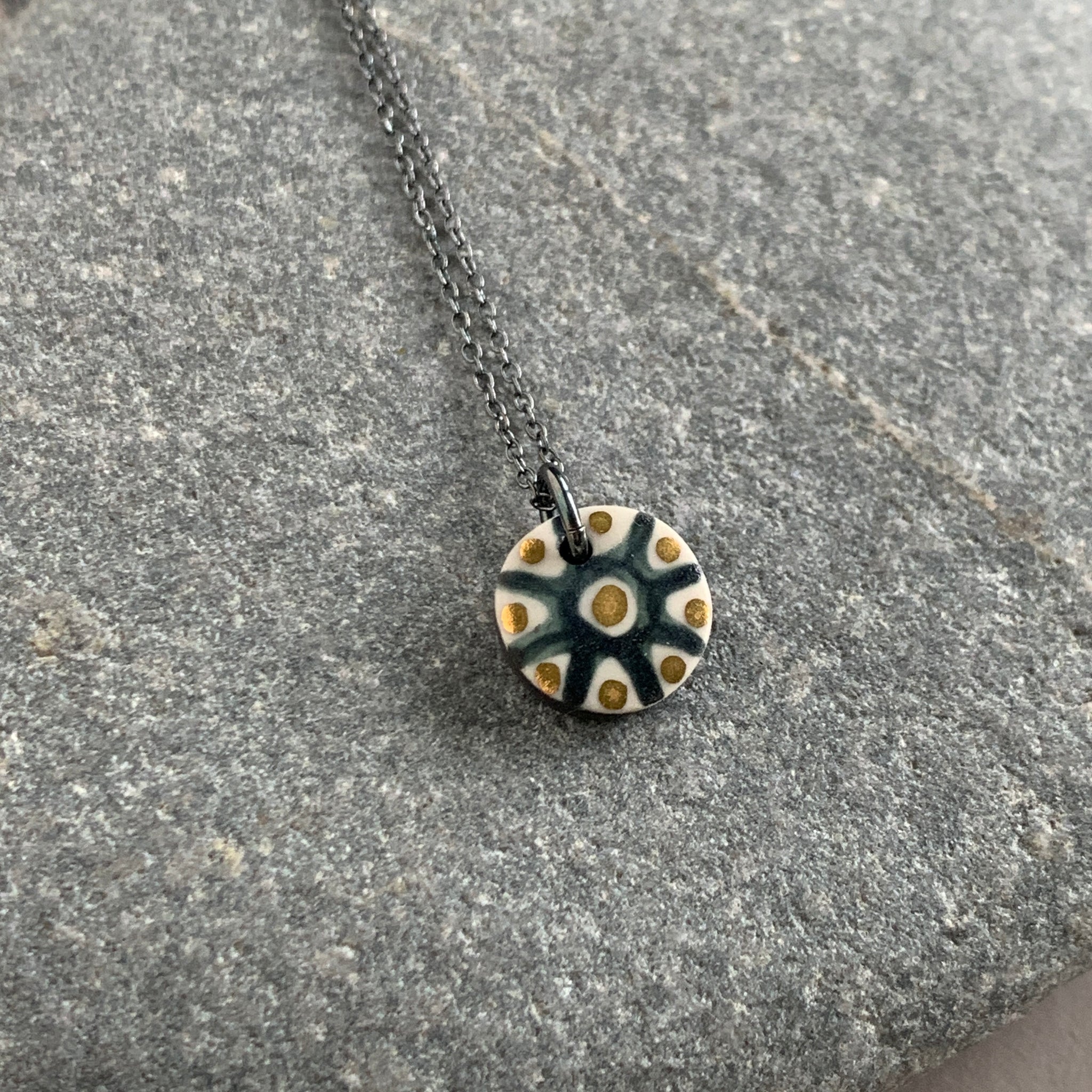 Mini Star Lustre Necklace