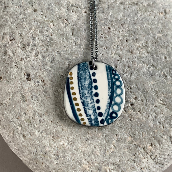 Seed Pod Lustre Necklace