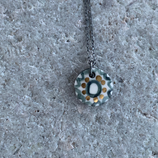 Mini Lustre Necklace