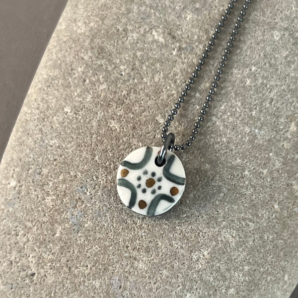 Mini Lustre Necklace
