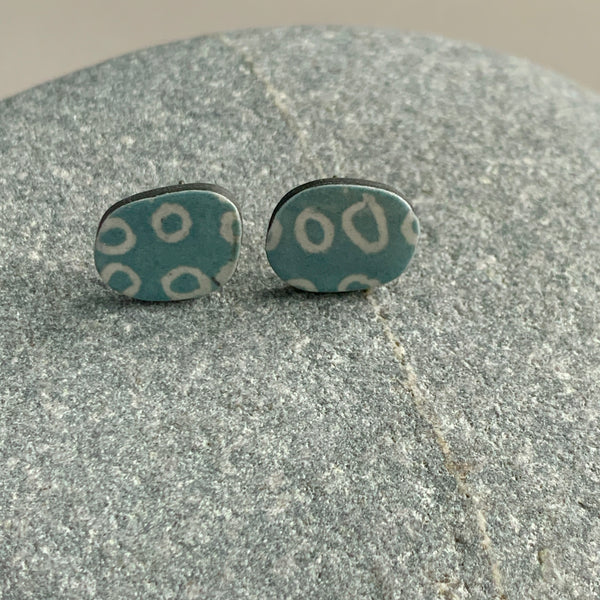 Small Pebble Studs