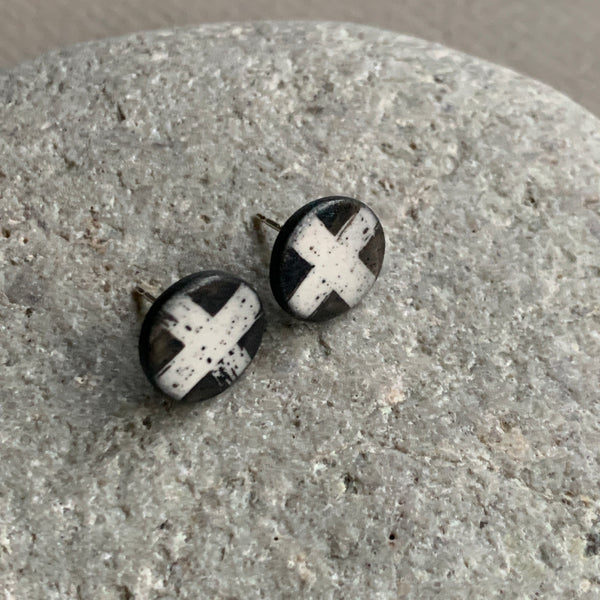 Small Monochrome Studs #1