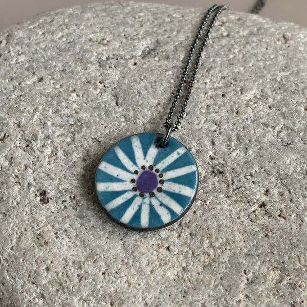 Lustre Star Necklace