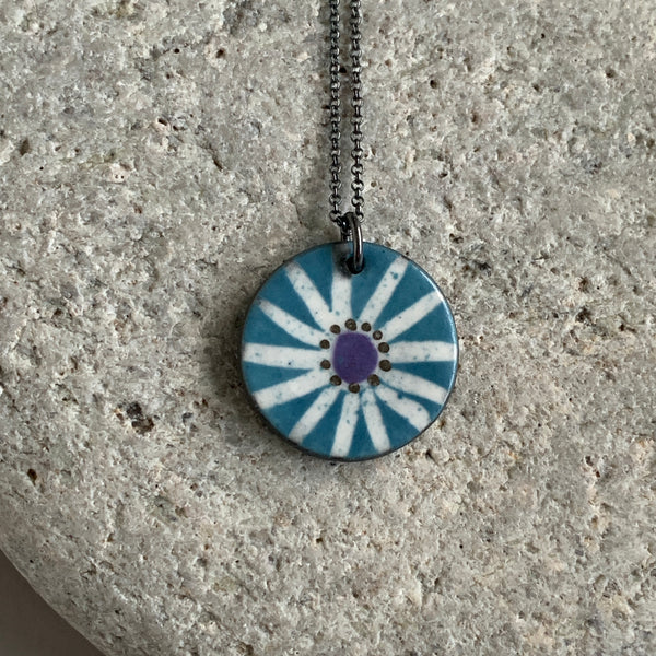 Lustre Star Necklace