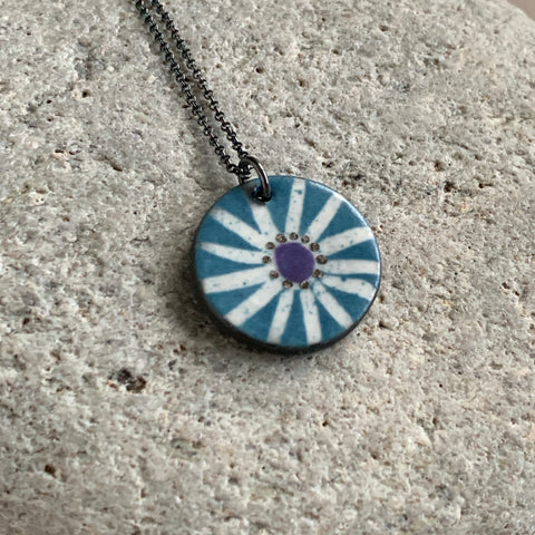 Lustre Star Necklace